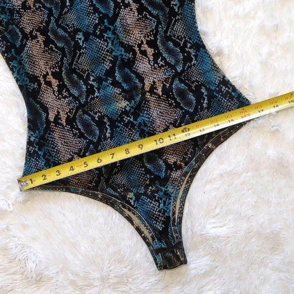 🔴LOWEST! I.AM.GIA Teal Velvet Snakeskin Bodysuit with Thumbholes - Picture 16 of 17